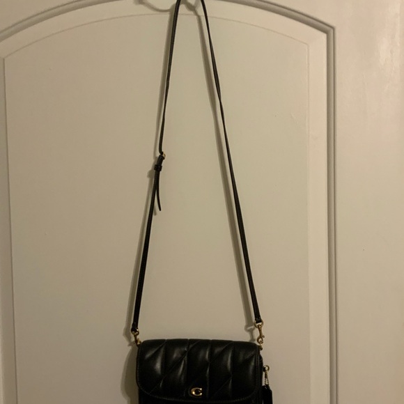 Coach Black Quilted Crossbody Bag with Gold Chain - Picture 8 of 8